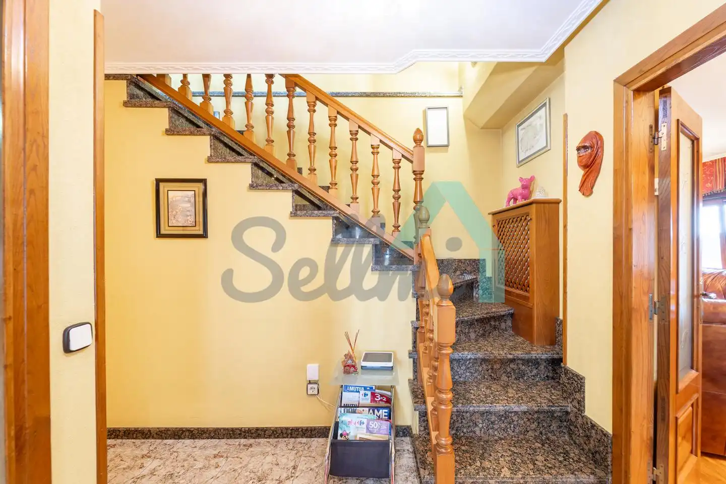 Houses for sale in Camíno De Castañéu, Viella - Granda - Meres