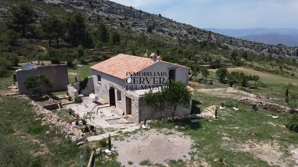 Finca rústica en venta en Albocàsser