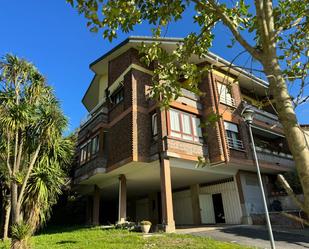 Vista exterior de Pis en venda en Donostia - San Sebastián  amb Calefacció