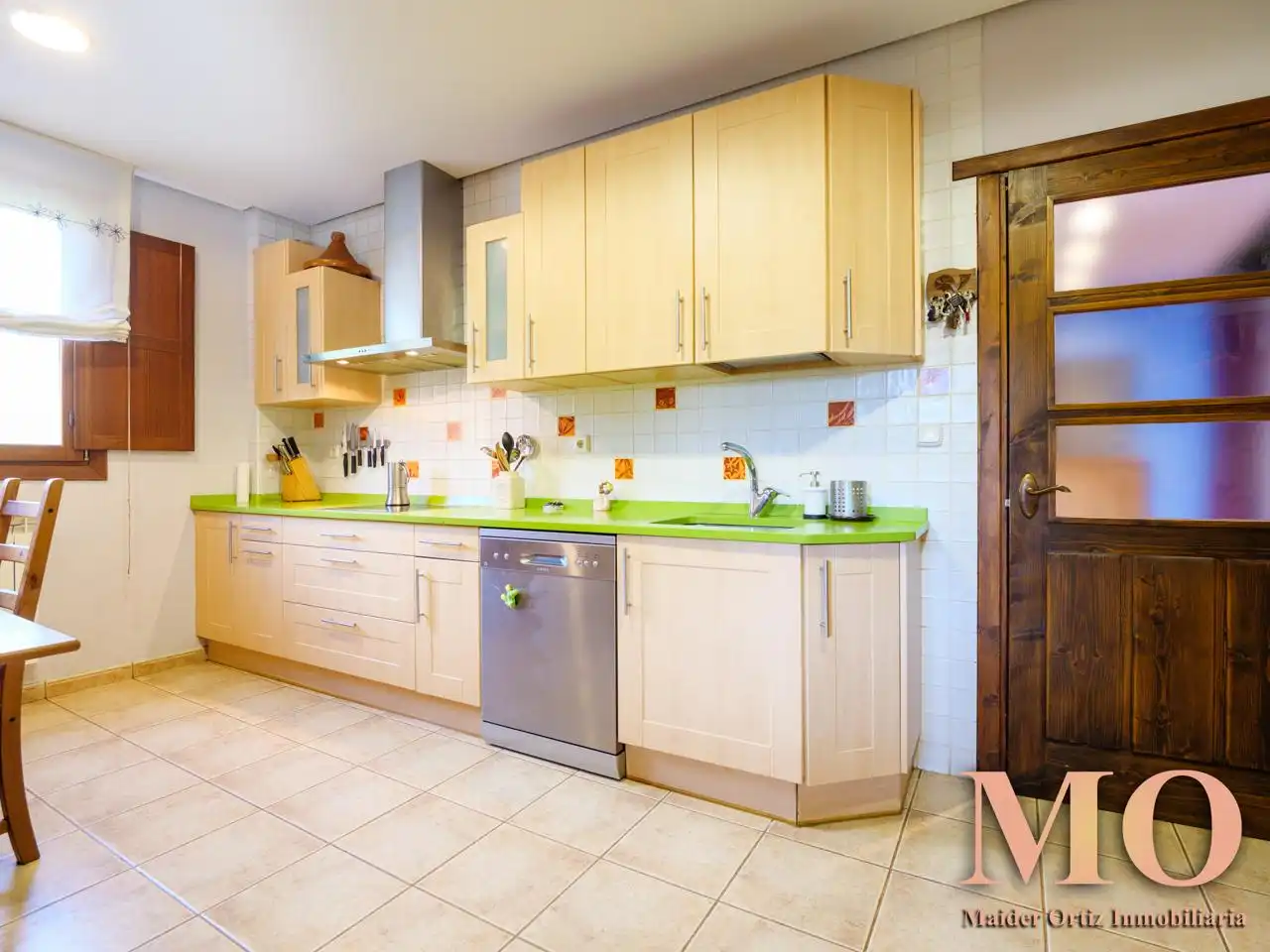 Küche von Country house zum Verkauf in Bergara mit Heizung, Privatgarten und Terrasse