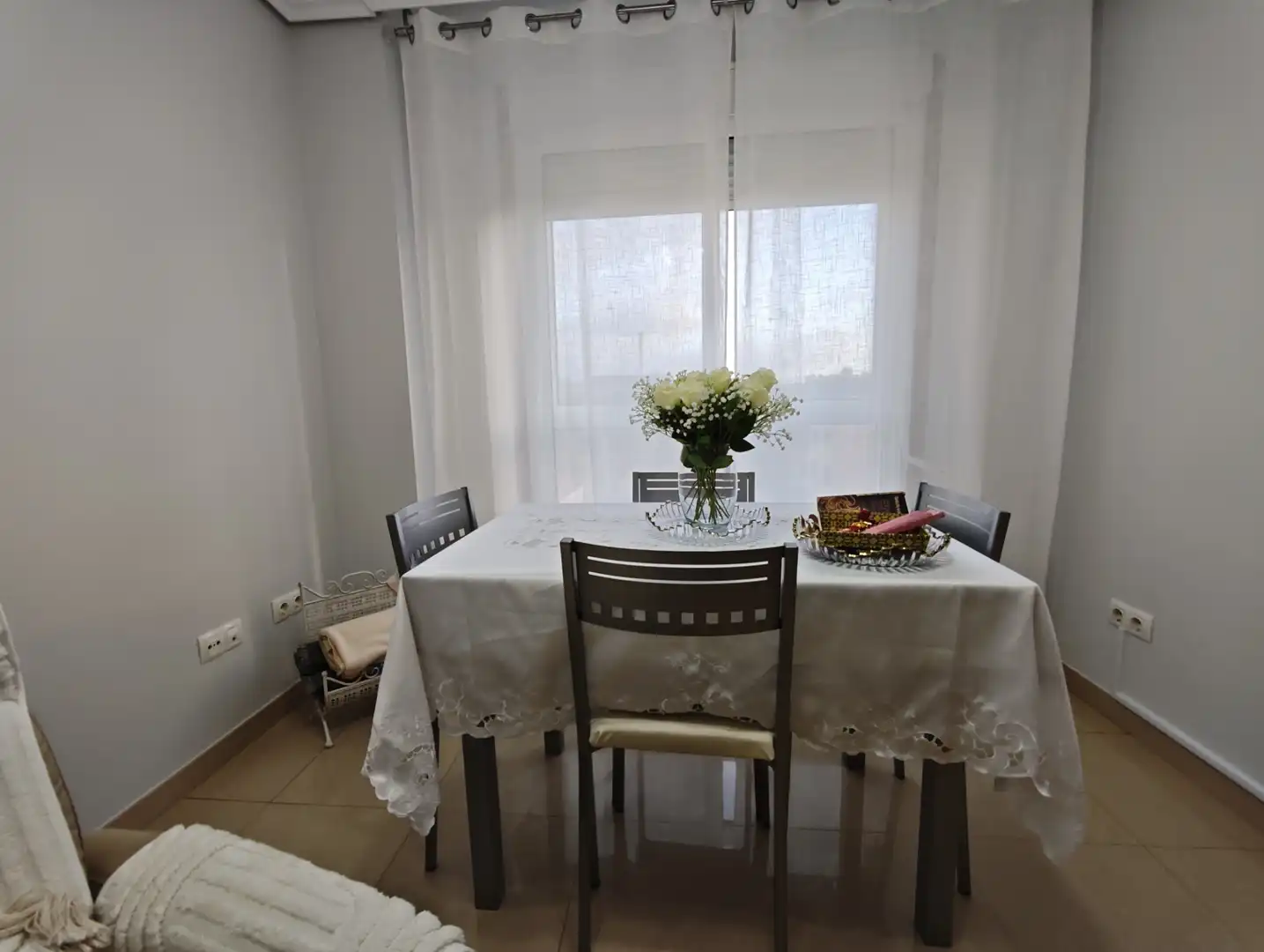 Comedor de Piso en venta en Narón con Calefacción, Parquet y Trastero