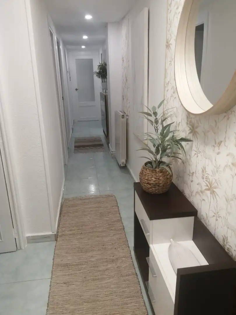Piso de alquiler en Zaragoza con Calefacción, Amueblado y Horno