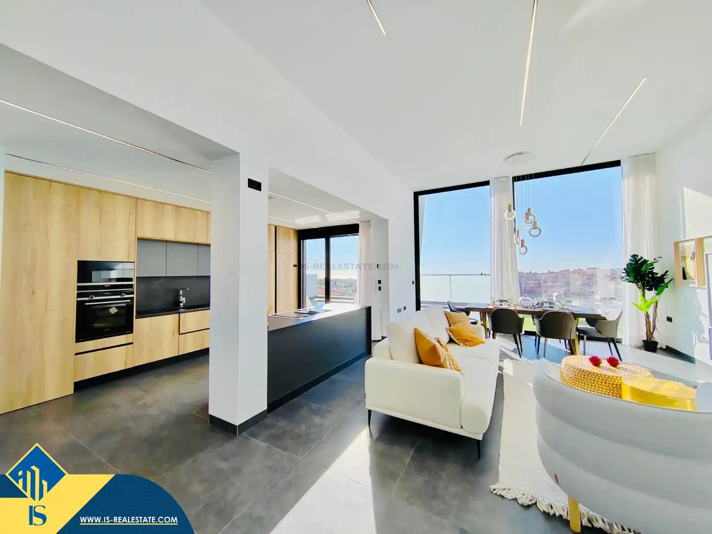 Chalet con piscina en venta en Orihuela Costa, imagen 2