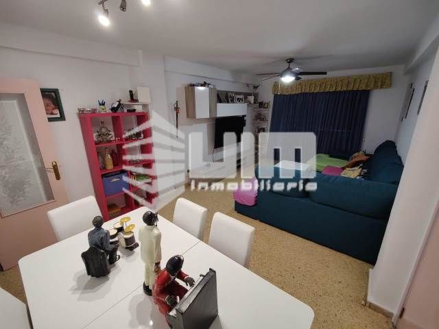 Sala d'estar de Pis en venda en Sagunto / Sagunt amb Aire condicionat, Calefacció i Balcó