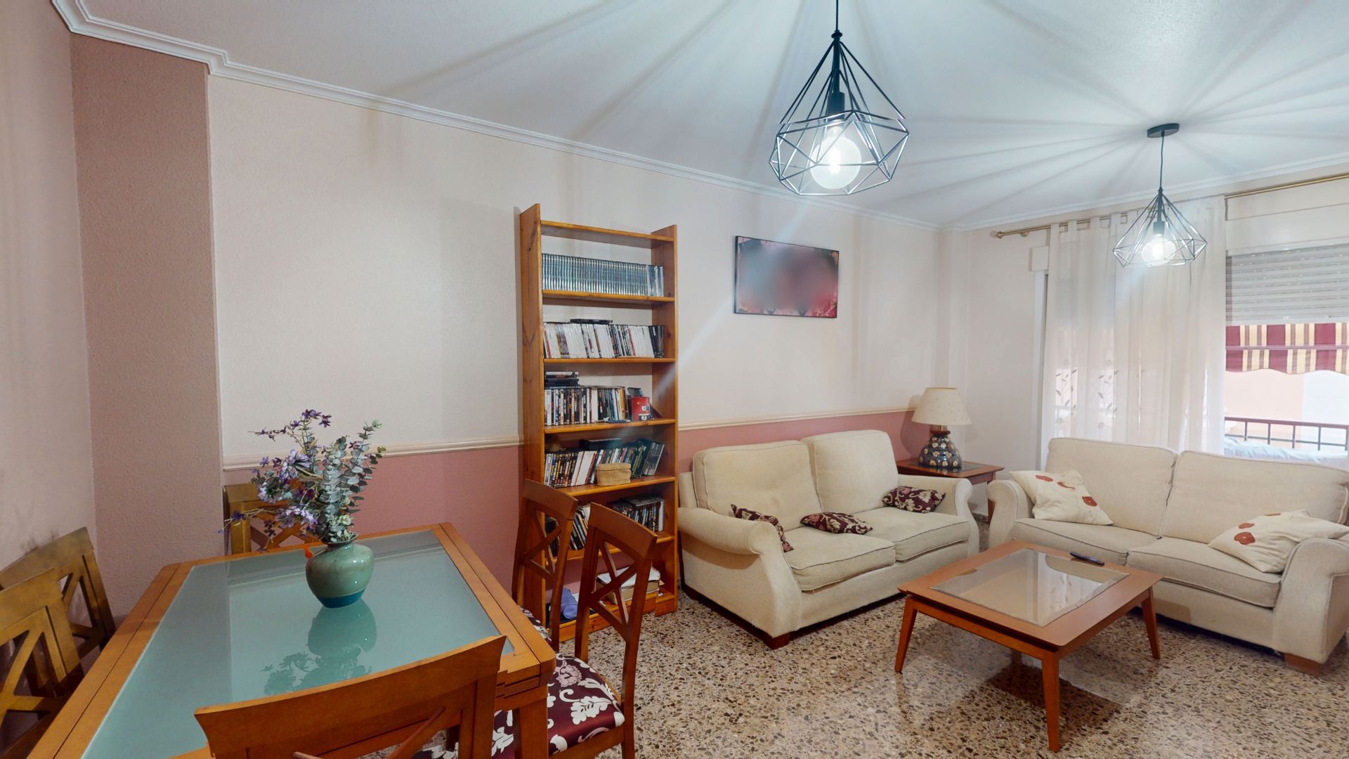 Sala d'estar de Pis en venda en Elche / Elx amb Aire condicionat, Moblat i Balcó
