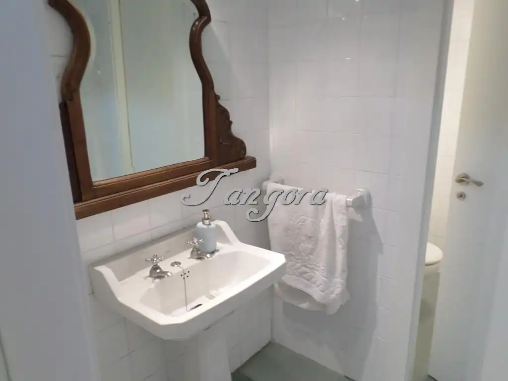 Badezimmer von Geschaftsraum zur Miete in Getxo 