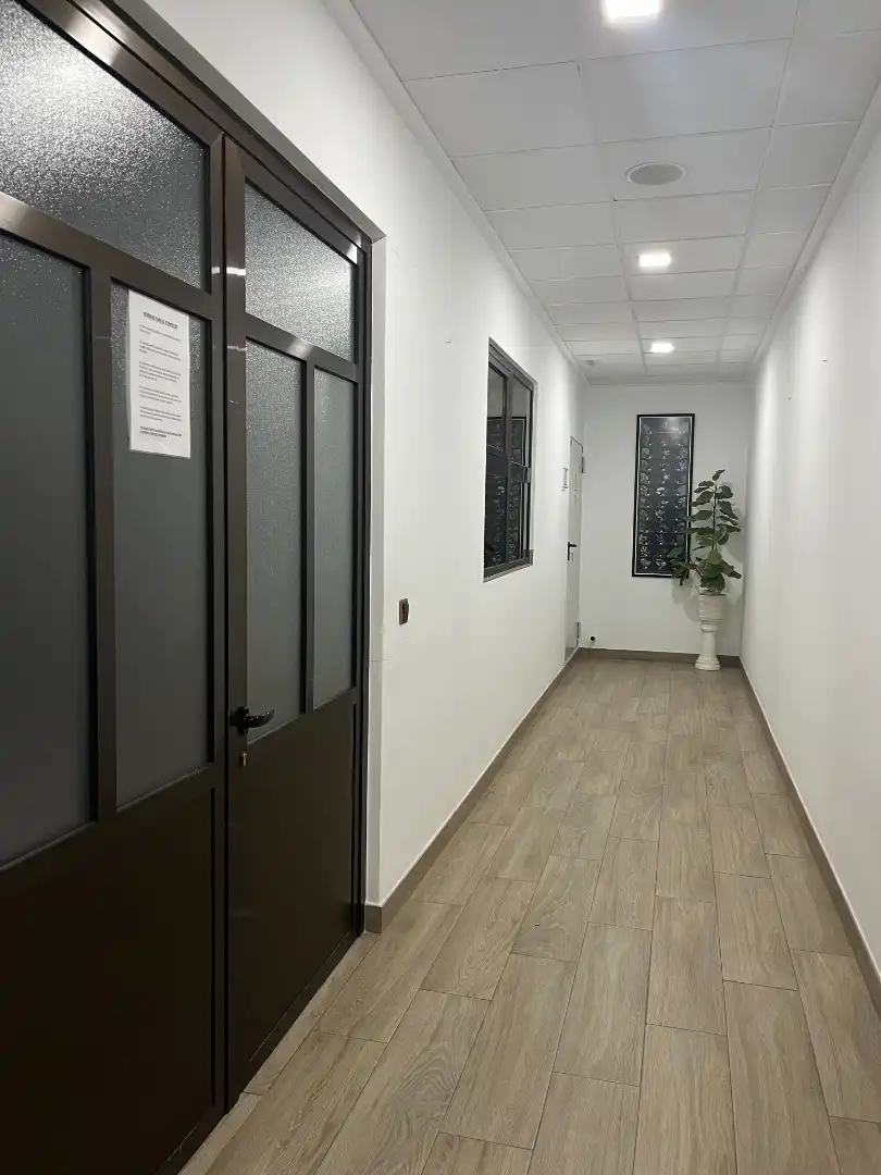 Nave industrial en venta en Villanueva de la Jara con Calefacción y Alarma