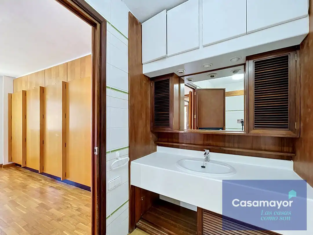 Bathroom of Flat for rent in Alicante / Alacant  with Air Conditioner and Heating