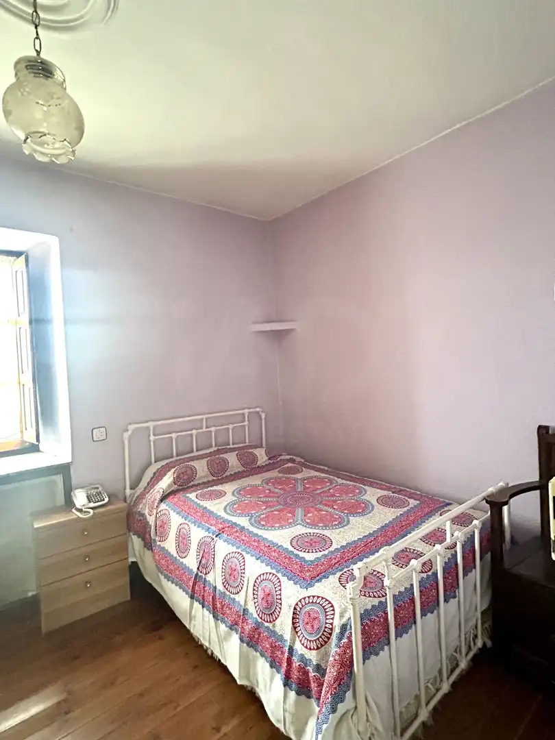 Habitación de Finca rústica en venta en Riello con Calefacción