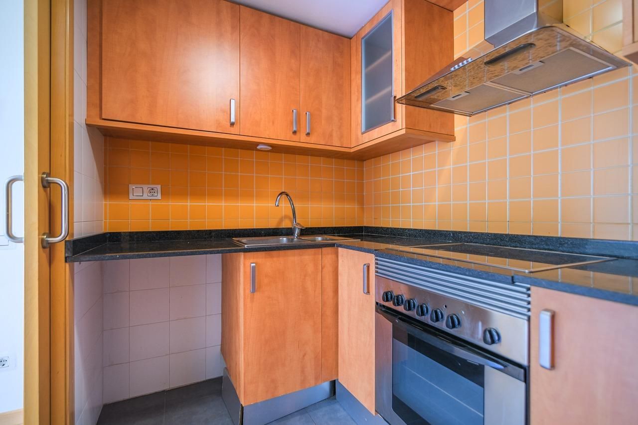 Cuina de Pis en venda en Manresa amb Aire condicionat, Calefacció i Parquet