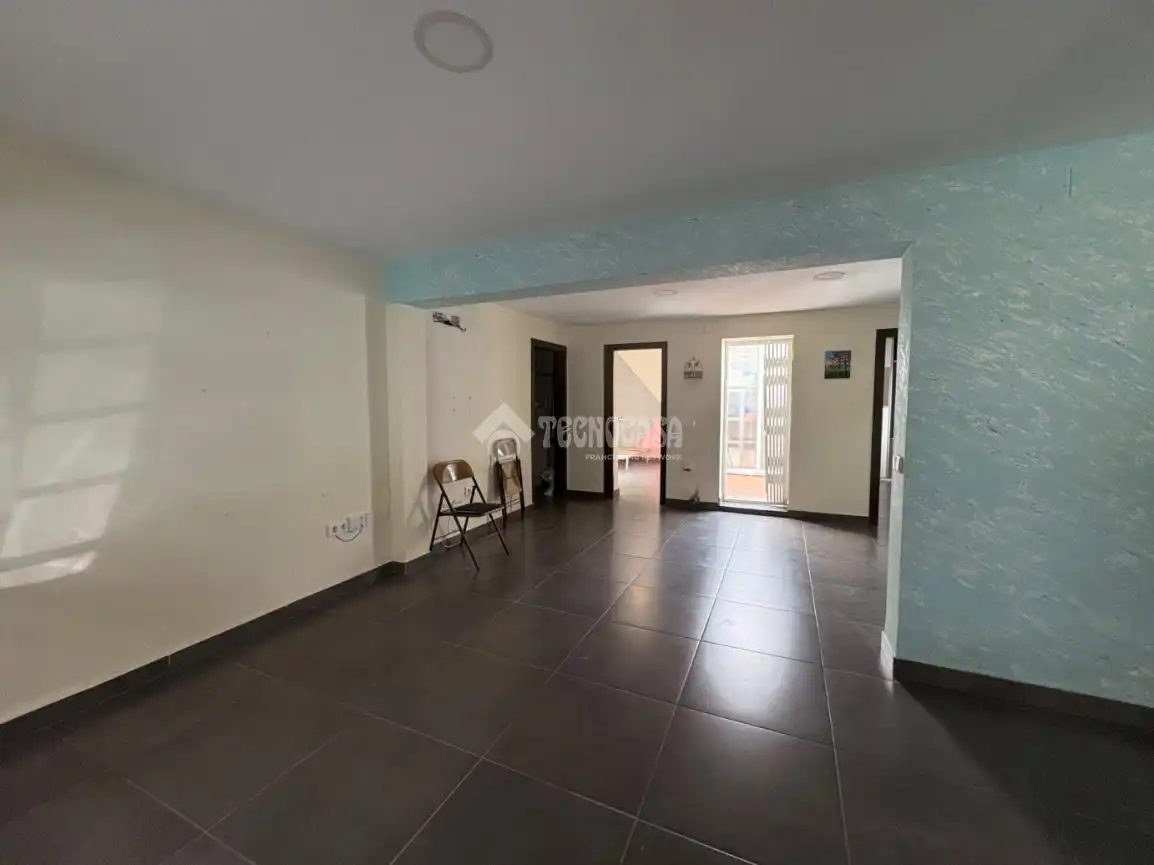 Piso en venta en C. Virgen de Tíscar, San Felipe - El Almendral - La Merced