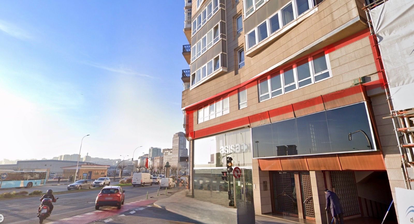 Vista exterior de Local en venda en A Coruña Capital  amb Aire condicionat i Alarma