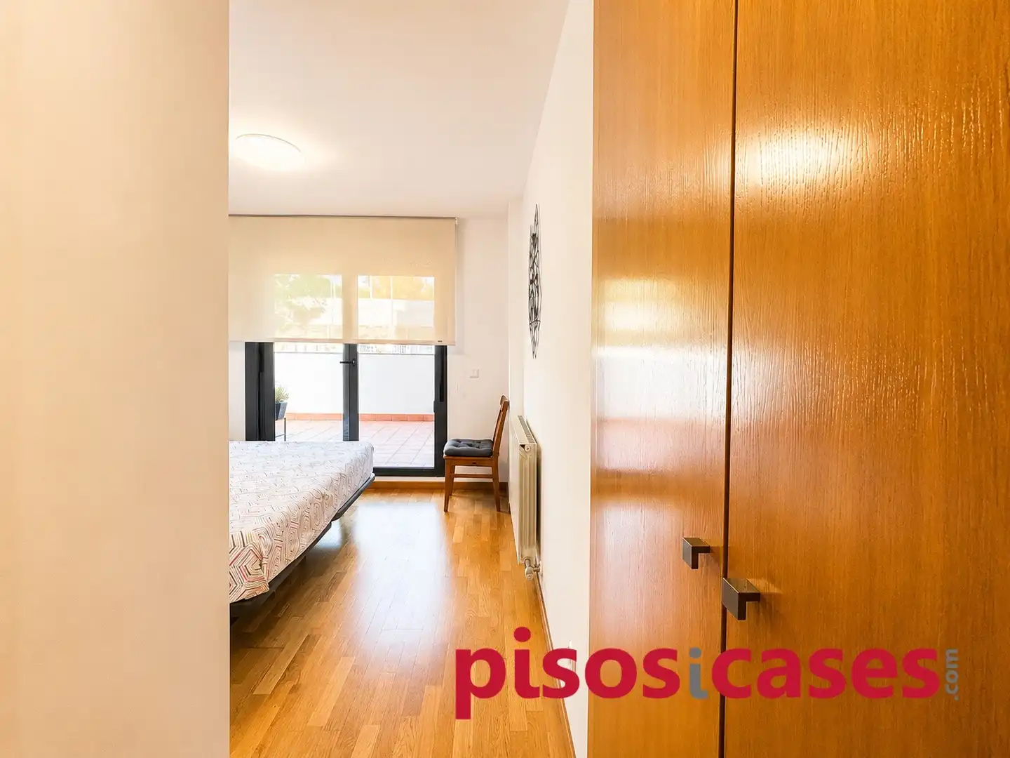 Dormitori de Pis en venda en Vic amb Calefacció, Parquet i Terrassa