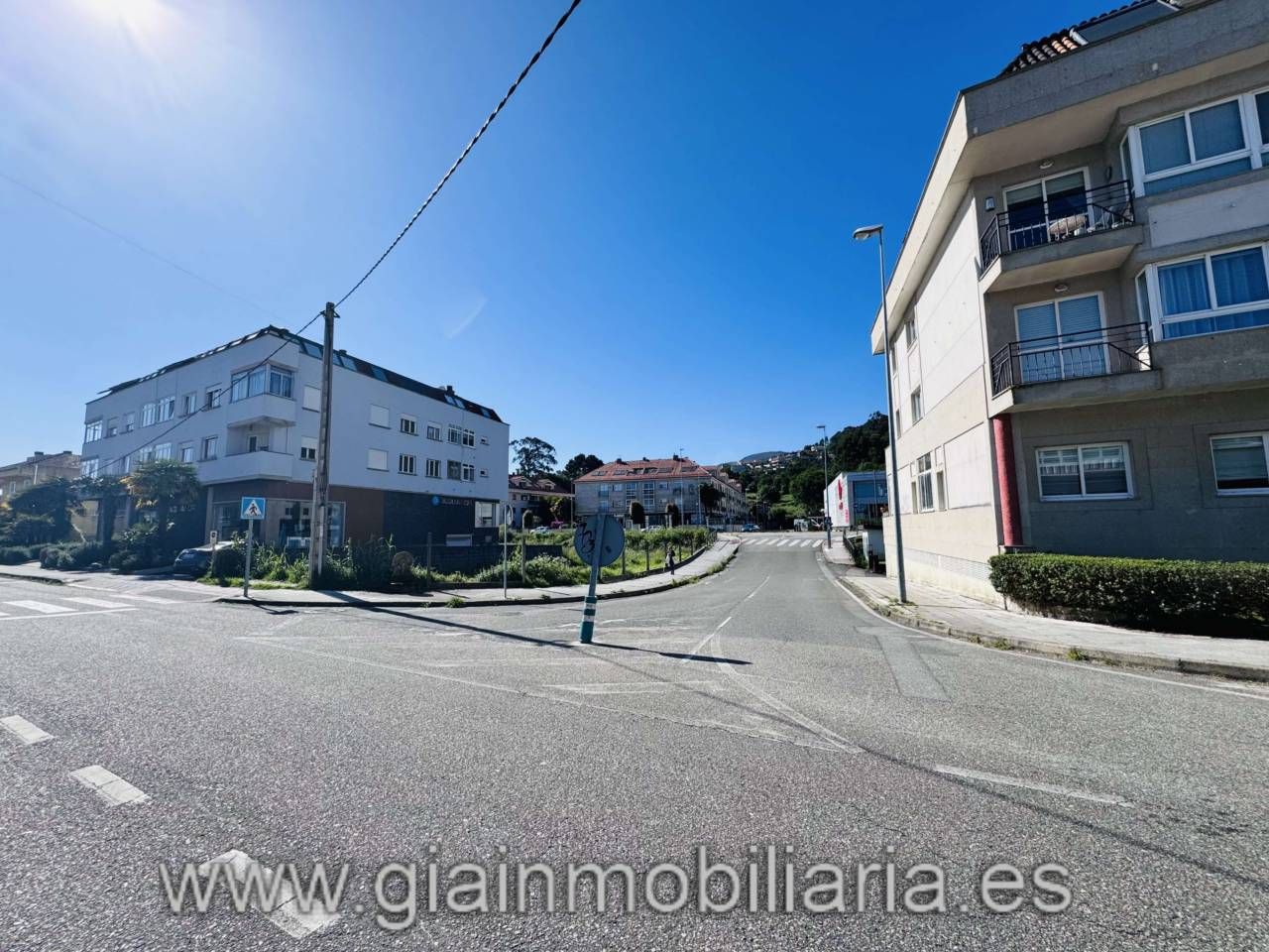 Vista exterior de Local de lloguer en Baiona