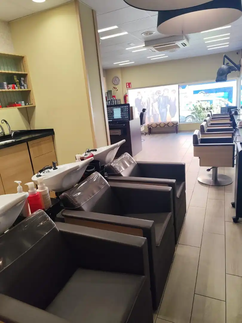Commercial properties for transfer in Ciempozuelos  with Air Conditioner and Furnished