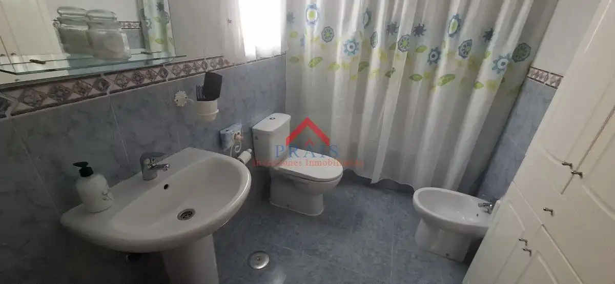 Baño de Casa adosada en venta en Utrera con Aire acondicionado y Trastero