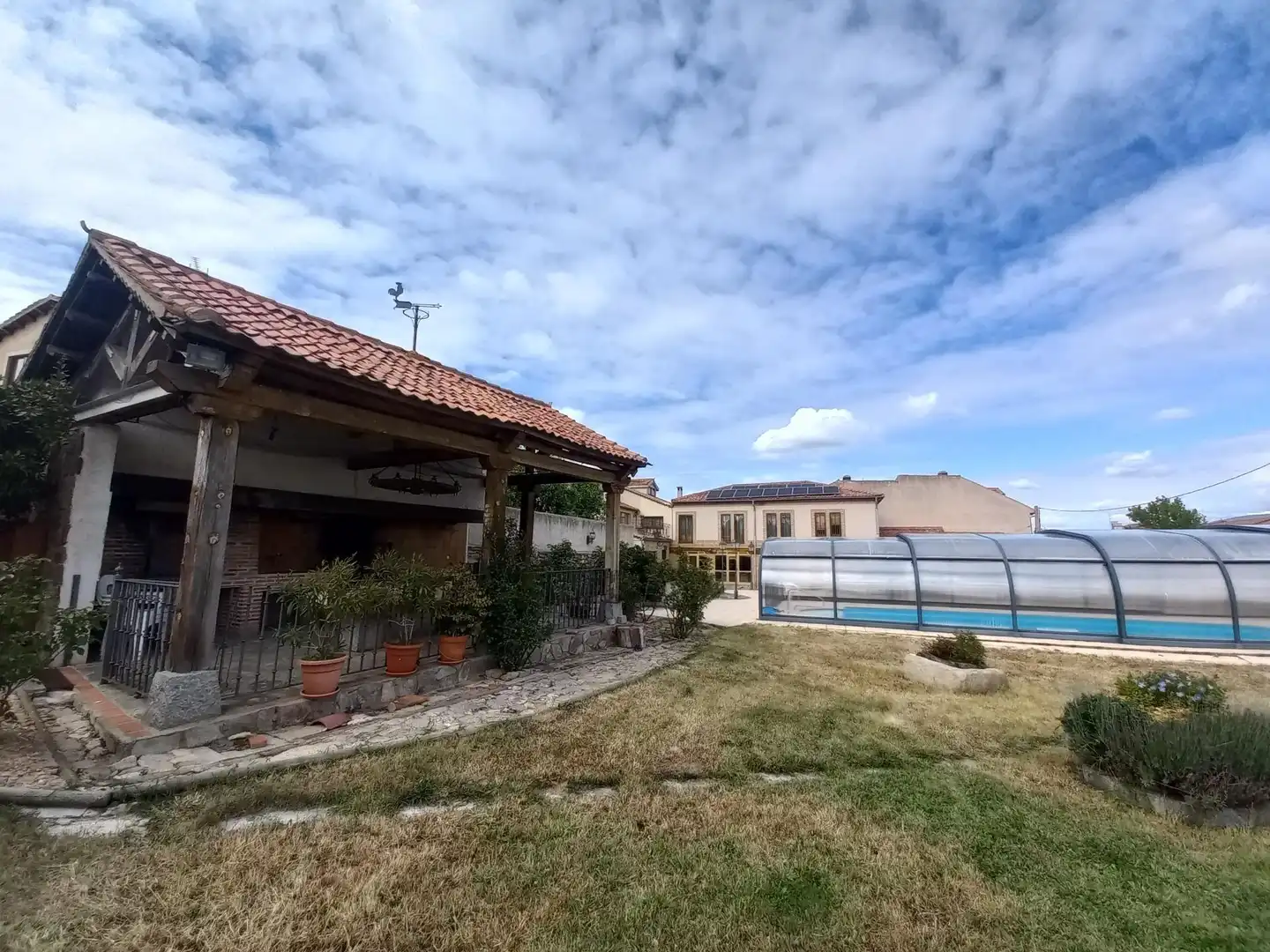 Jardí de Casa o xalet en venda en Torrecaballeros amb Calefacció, Jardí privat i Traster