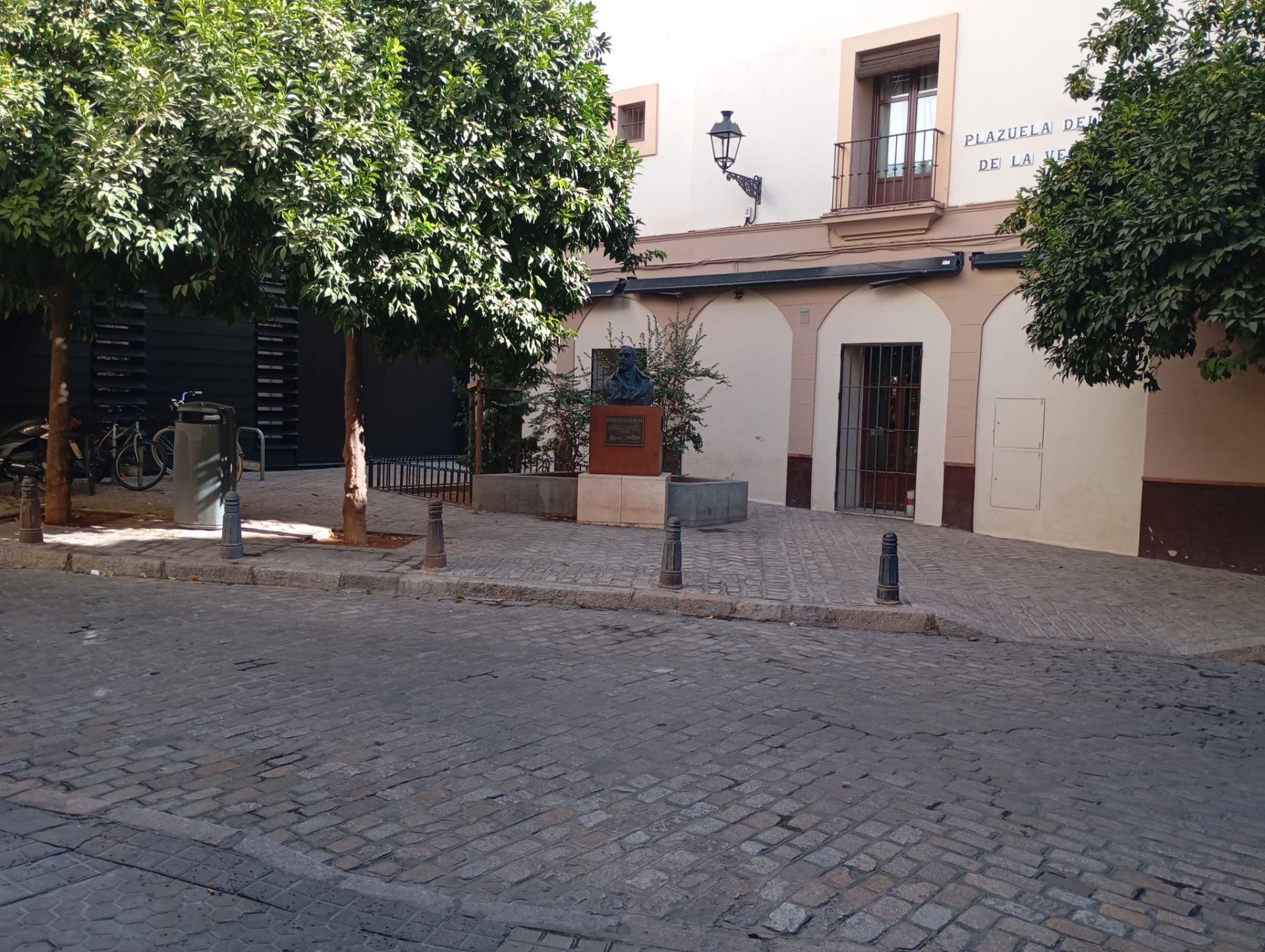 Exterior view of Flat for sale in  Sevilla Capital  with Storage room, Furnished and Balcony