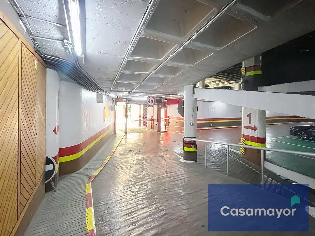 Garage for sale in Carrer Navas, 41, Barrio del Centro