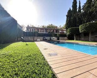 Piscina de Casa adosada en venda en  Palma de Mallorca amb Aire condicionat i Piscina comunitària