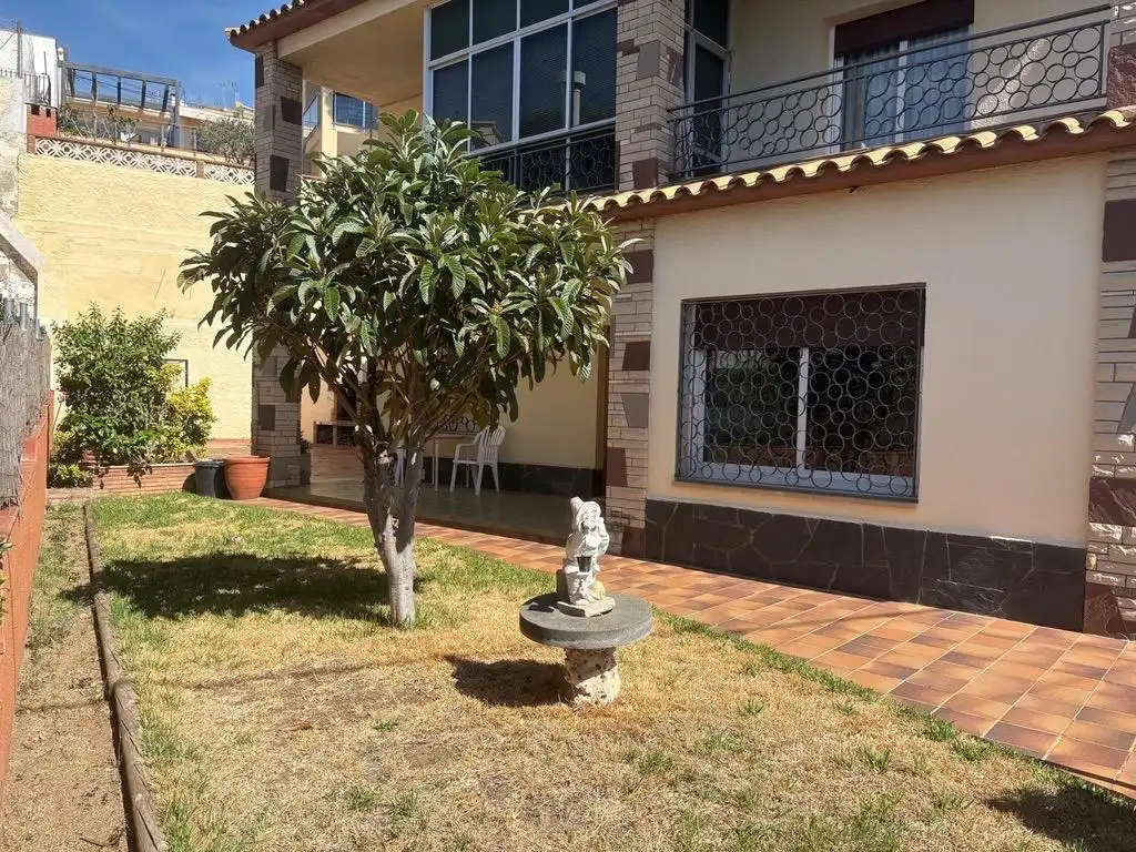 Garden of Houses for sale in Premià de Dalt, Barcelona