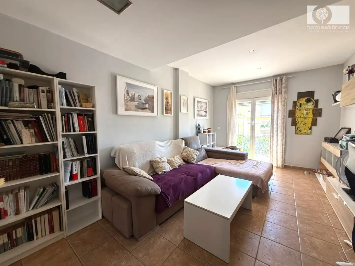 Living room of Flat for sale in Ayamonte  with Air Conditioner, Furnished and Community pool