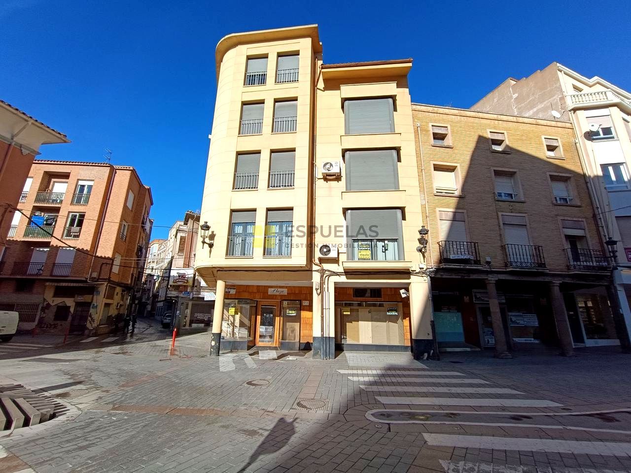 Exterior view of Office to rent in Arnedo