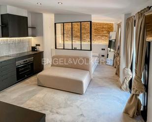 Living room of Apartment for sale in  Barcelona Capital  with Air Conditioner, Heating and Terrace