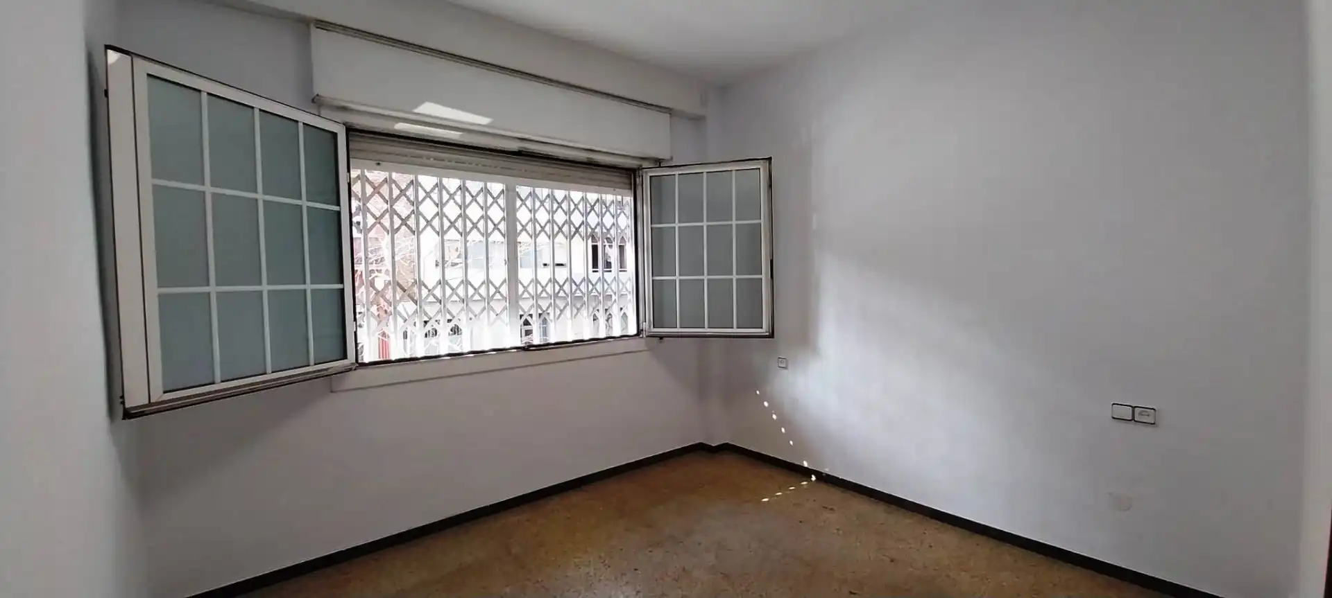 Habitación de Piso en venta en Barcelona con Horno