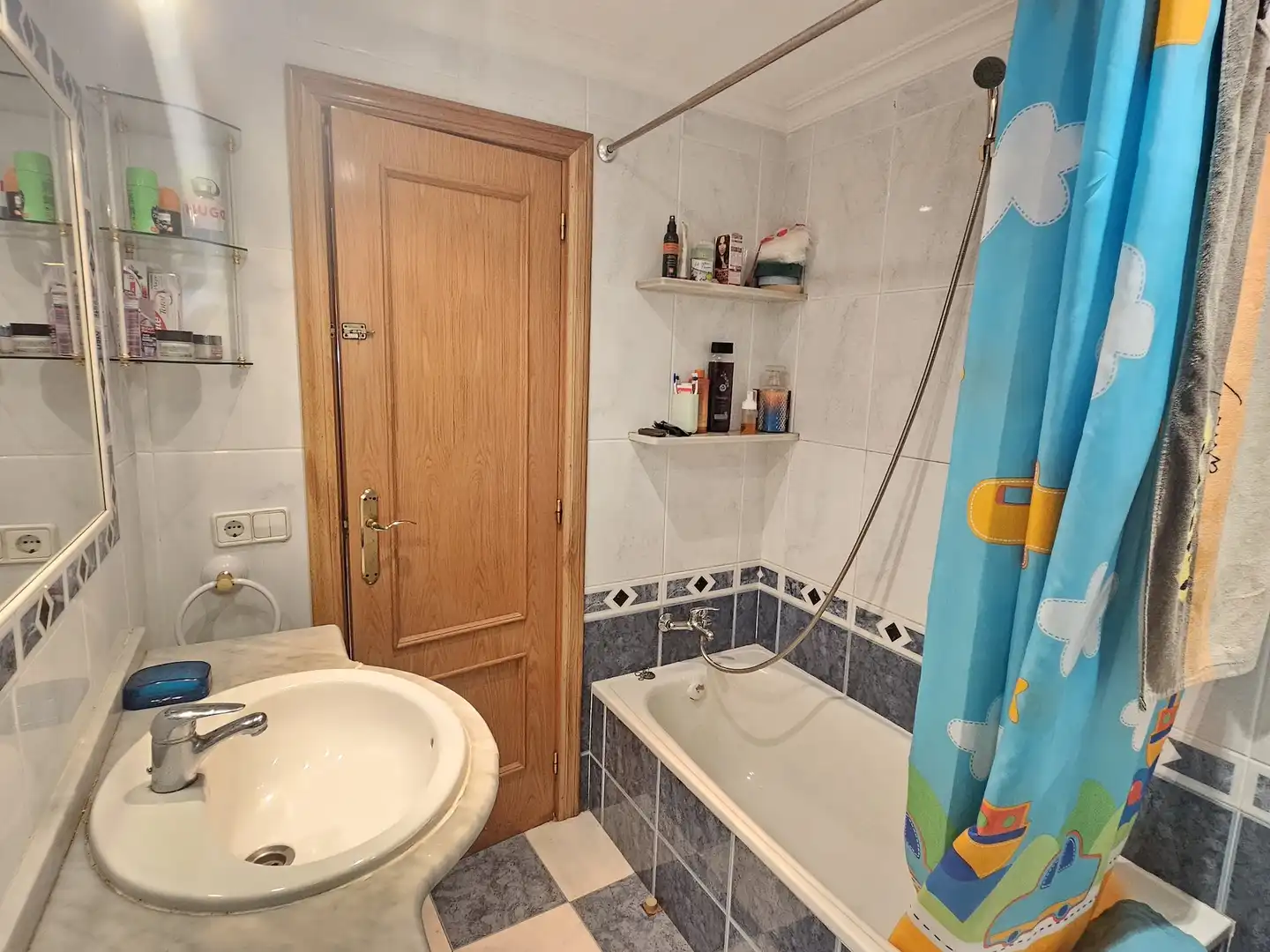 Bathroom of Flat for sale in Santa Pola  with Air Conditioner, Furnished and TV