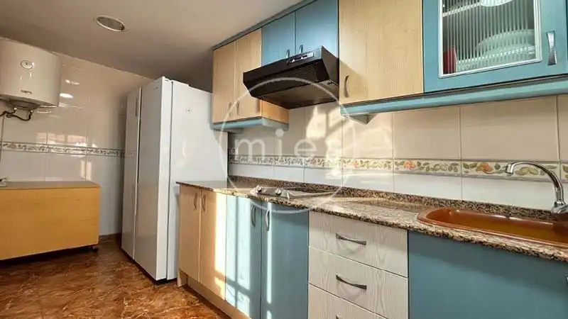 Kitchen of Houses for sale in Turís  with Air Conditioner, Heating and Private garden