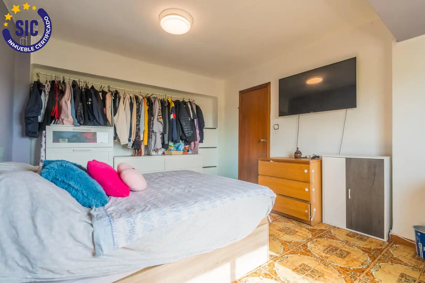 Habitación de Piso en venta en Valencia con Aire acondicionado y Calefacción