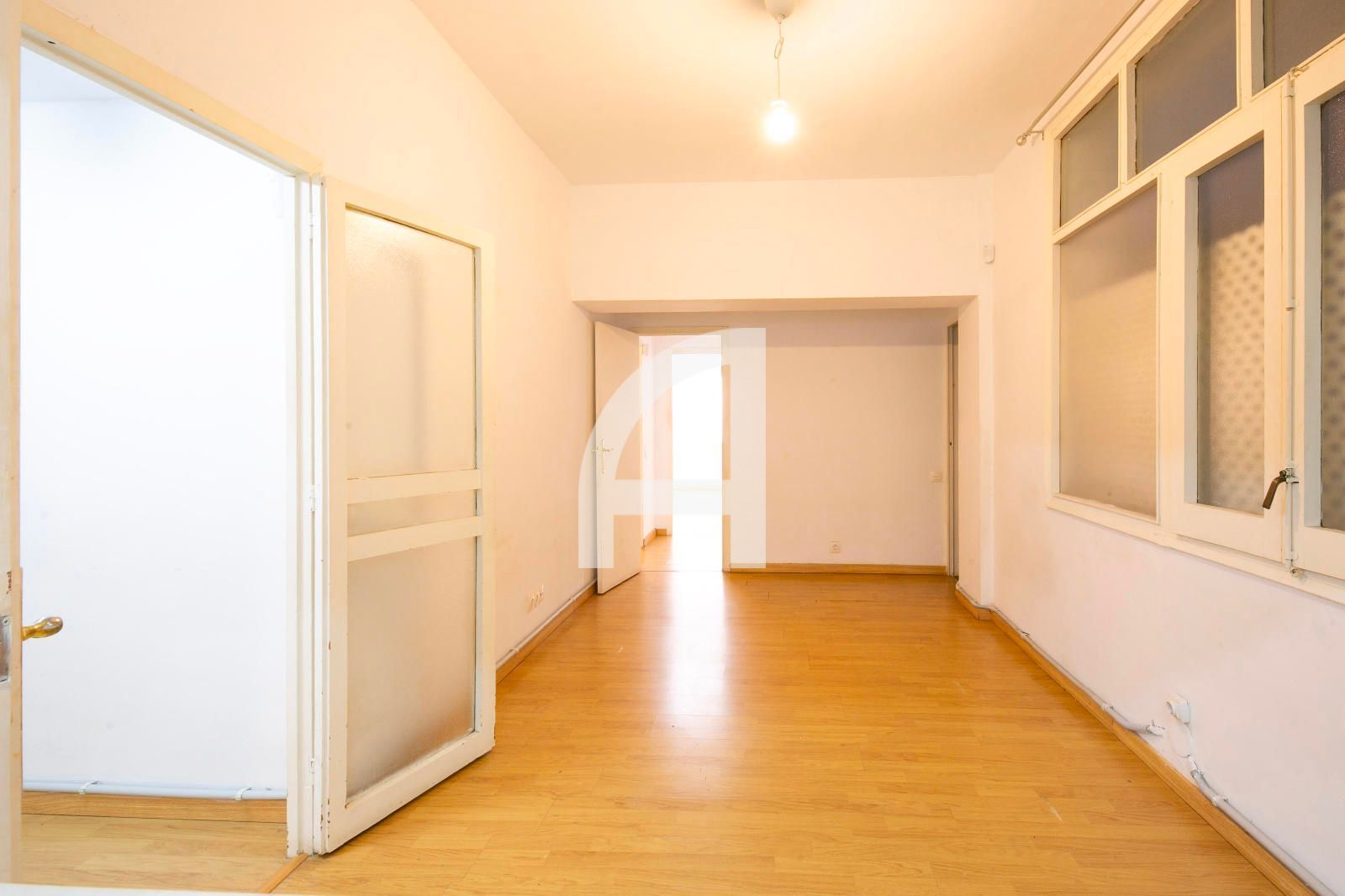 Flat for sale in  Barcelona Capital  with Parquet flooring