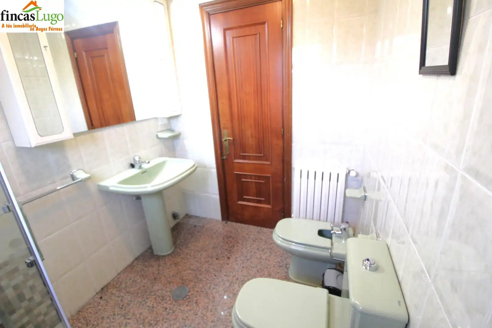 Baño de Casa o chalet en venta en Lugo con Jardín privado, Terraza y Trastero