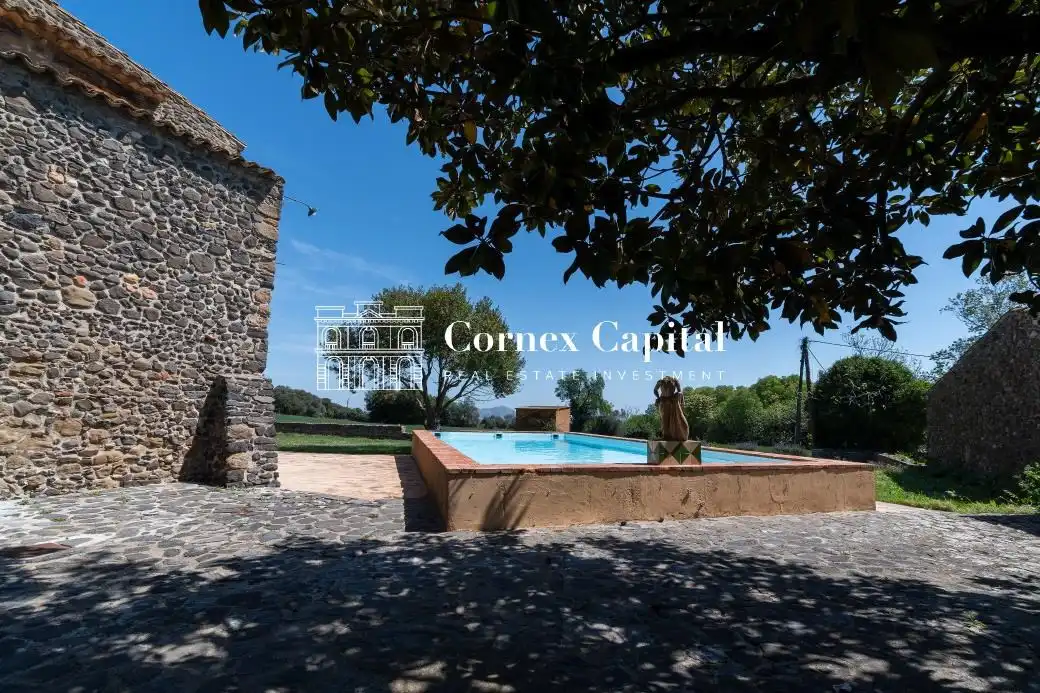 Jardín de Finca rústica de alquiler en Rupià con Aire acondicionado, Calefacción y Jardín privado