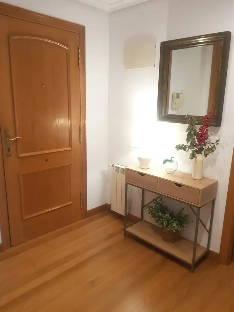 Wohnung zur Miete in Santander mit Heizung, Terrasse und Möbliert