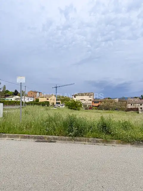 Terreno residenziale in vendita a Seva, imagen 8