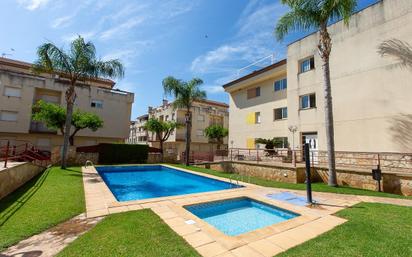Piscina de Apartament en venda en Alcanar amb Traster i Piscina comunitària