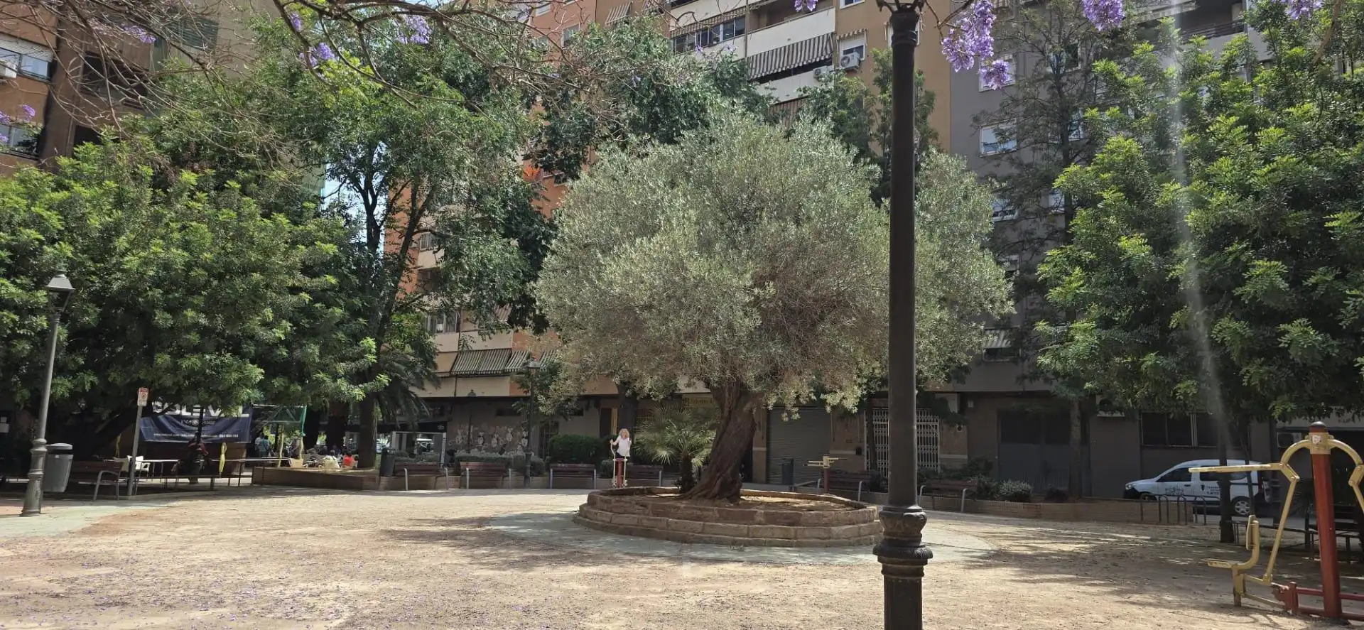 Vista exterior de Local en venda en Valencia