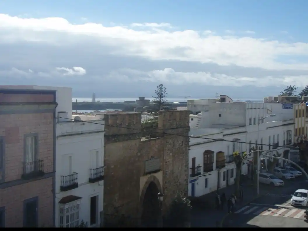 Flat for sale in Amador de los Ríos 1, imagen 2