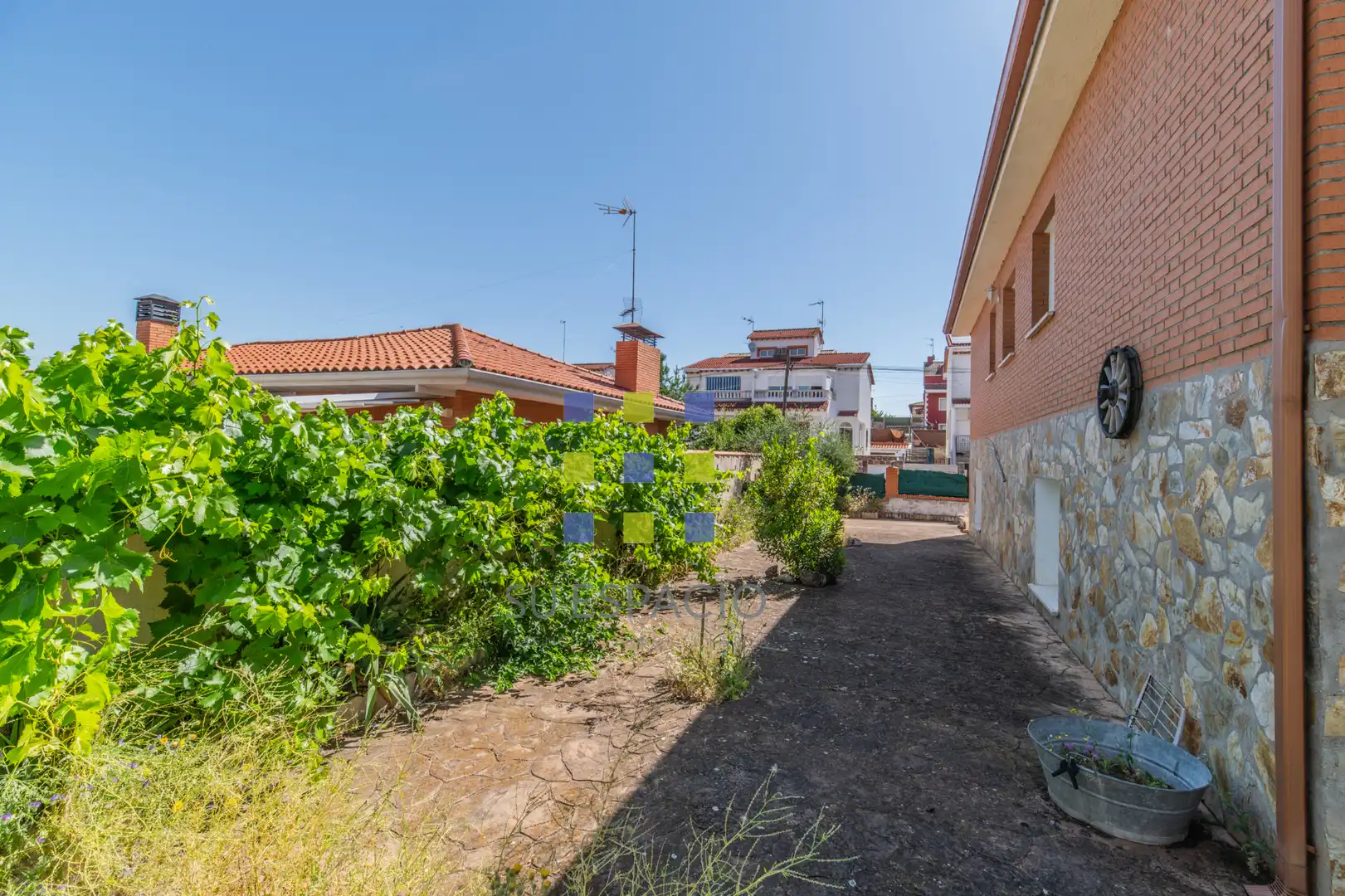 Außenansicht von Haus oder Chalet zum Verkauf in Méntrida mit Heizung, Privatgarten und Terrasse