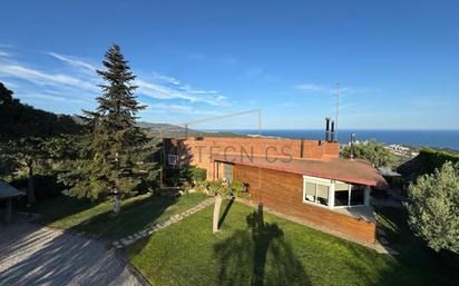 Vista exterior de Casa o xalet en venda en Tiana amb Aire condicionat, Calefacció i Jardí privat