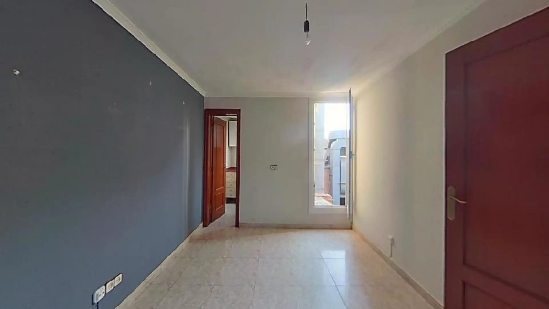 Piso en venta en Carrer de Pujós, Collblanc
