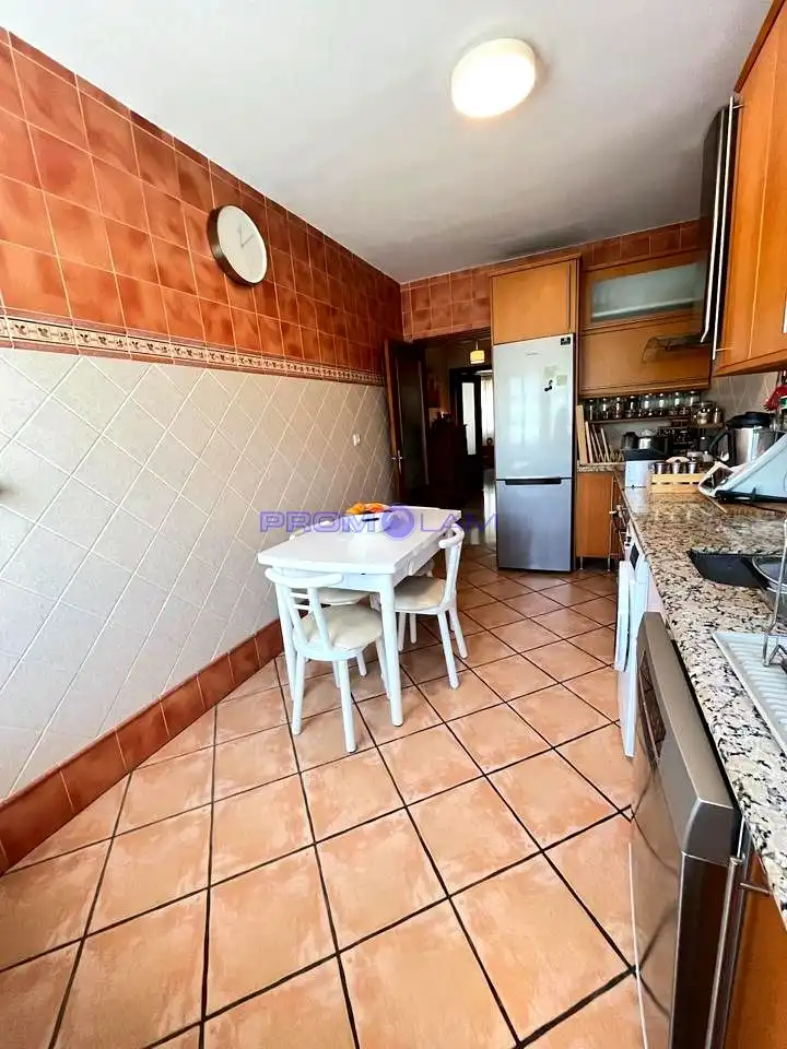 Cocina de Piso en venta en Mairena del Aljarafe con Aire acondicionado y Terraza