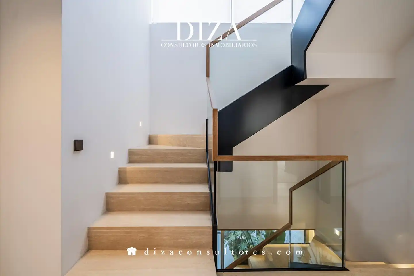 Vista exterior de Casa o chalet en venta en Madrid con Aire acondicionado, Calefacción y Terraza