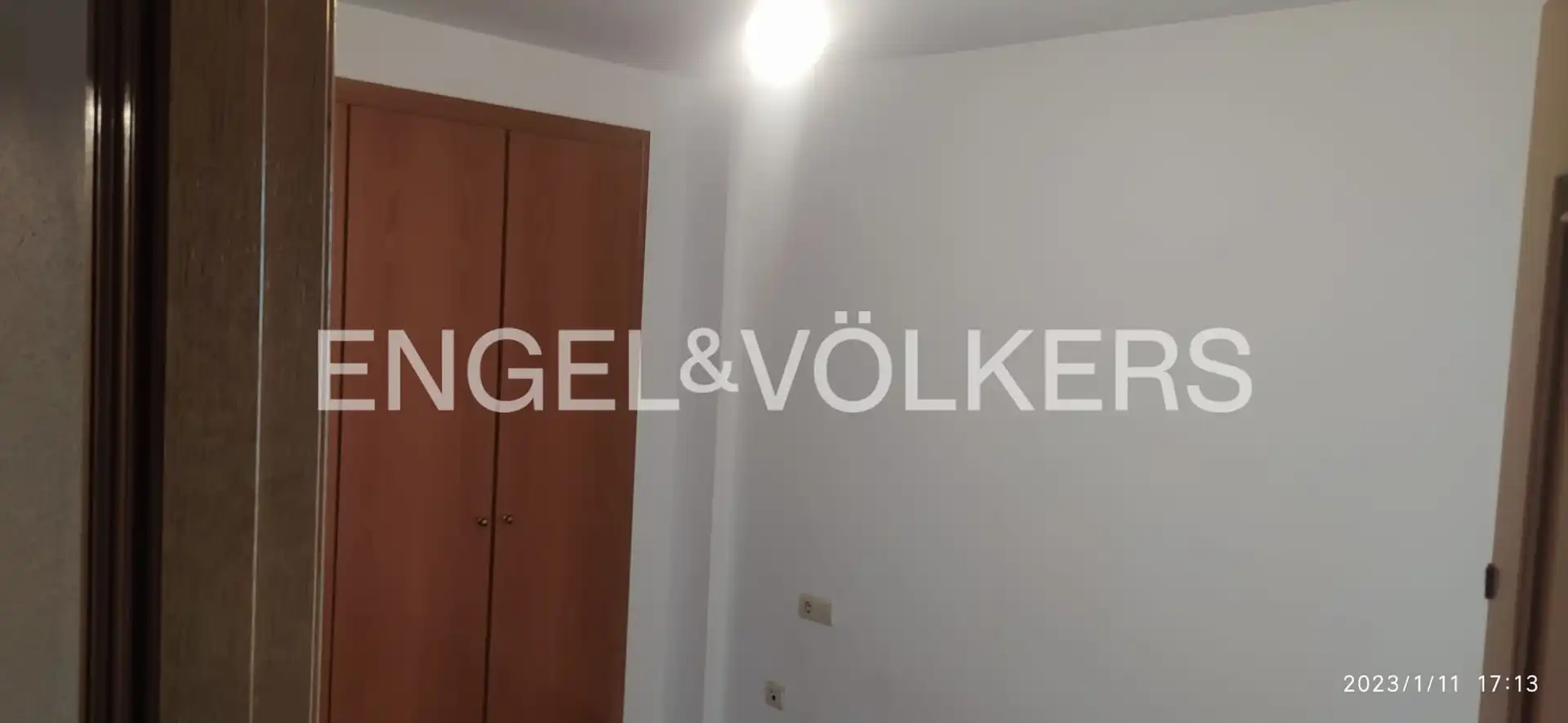 Wohnung zur Miete in Valencia mit Klimaanlage, Heizung und Privatgarten