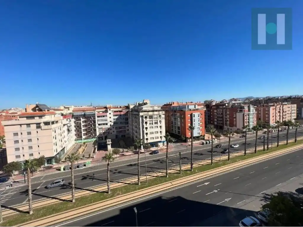 Àtic en venda a Avenida Juan Carlos I, Santa María de Gracia