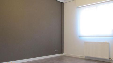 Foto 5 de Casa adosada en venta en Calle Los Colonia, San Julián - Barriada de Cortes, Burgos