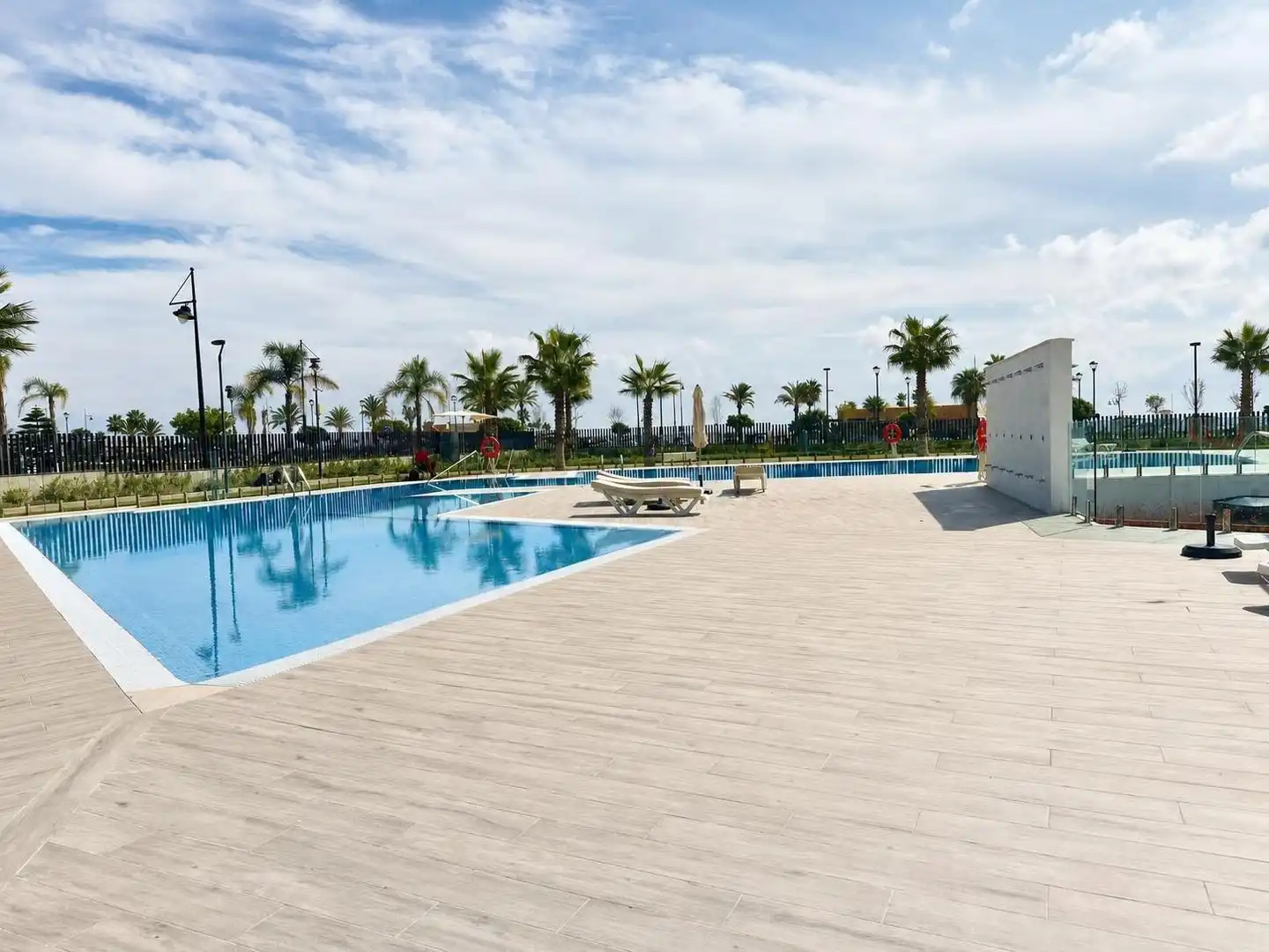 Apartament amb piscina en venda a Avenida Avenida Mar de Alborán 15, imagen 26