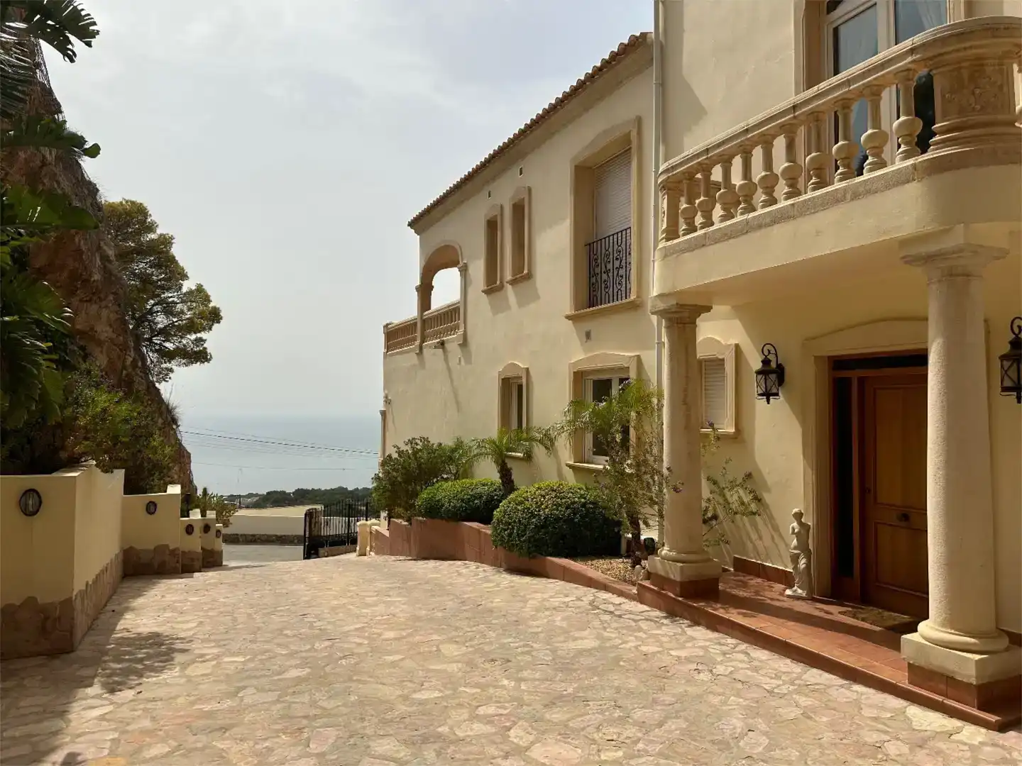 Exterior view of Houses for rent in Altea  with Air Conditioner, Private garden and Parquet flooring